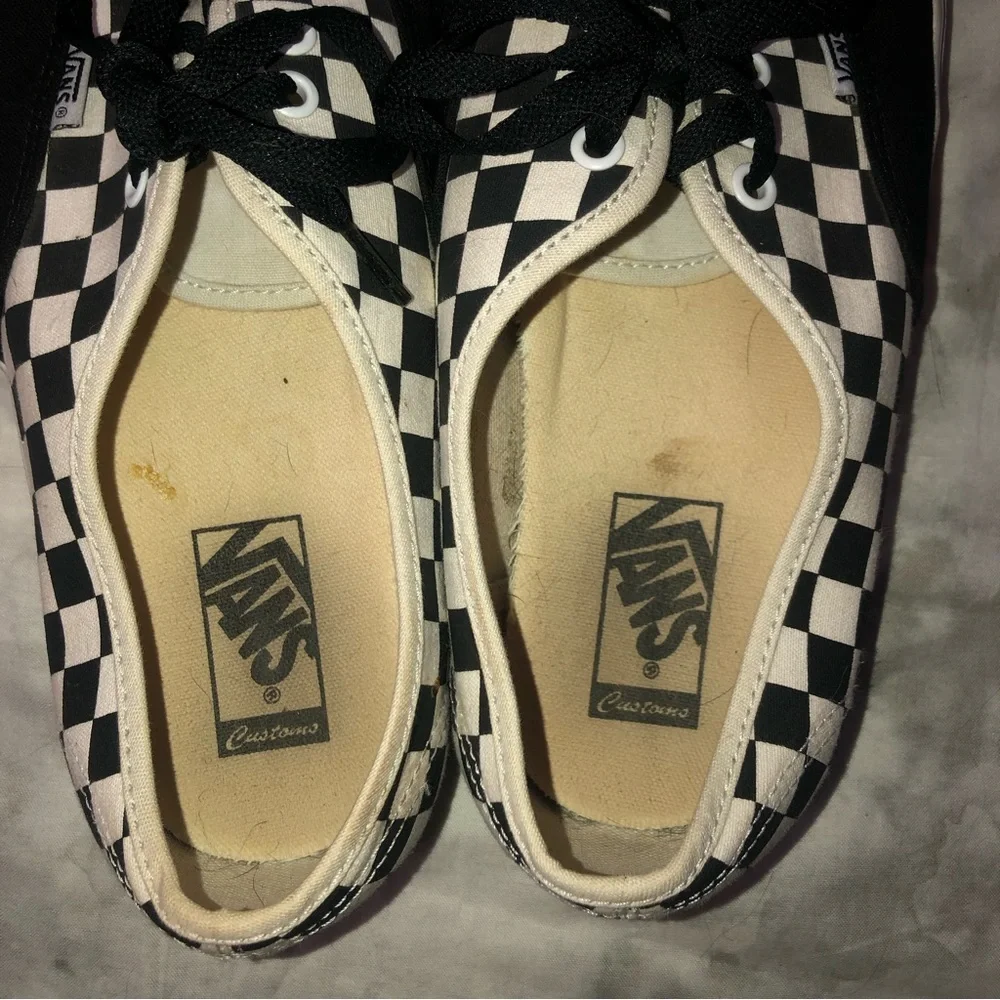Men’s Vans Checkered Flame Low Top Sneakers - Picture 6 of 9